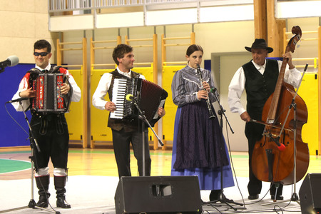 Folklorni festival 20 Foto Ljubo Vukelič